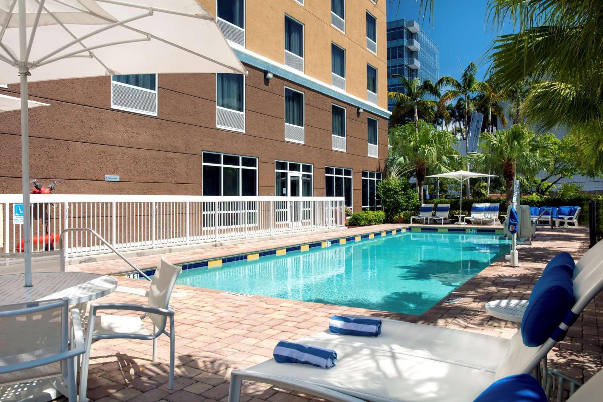 Hampton Inn Hallandale Beach-Aventura Hollywood Extérieur photo