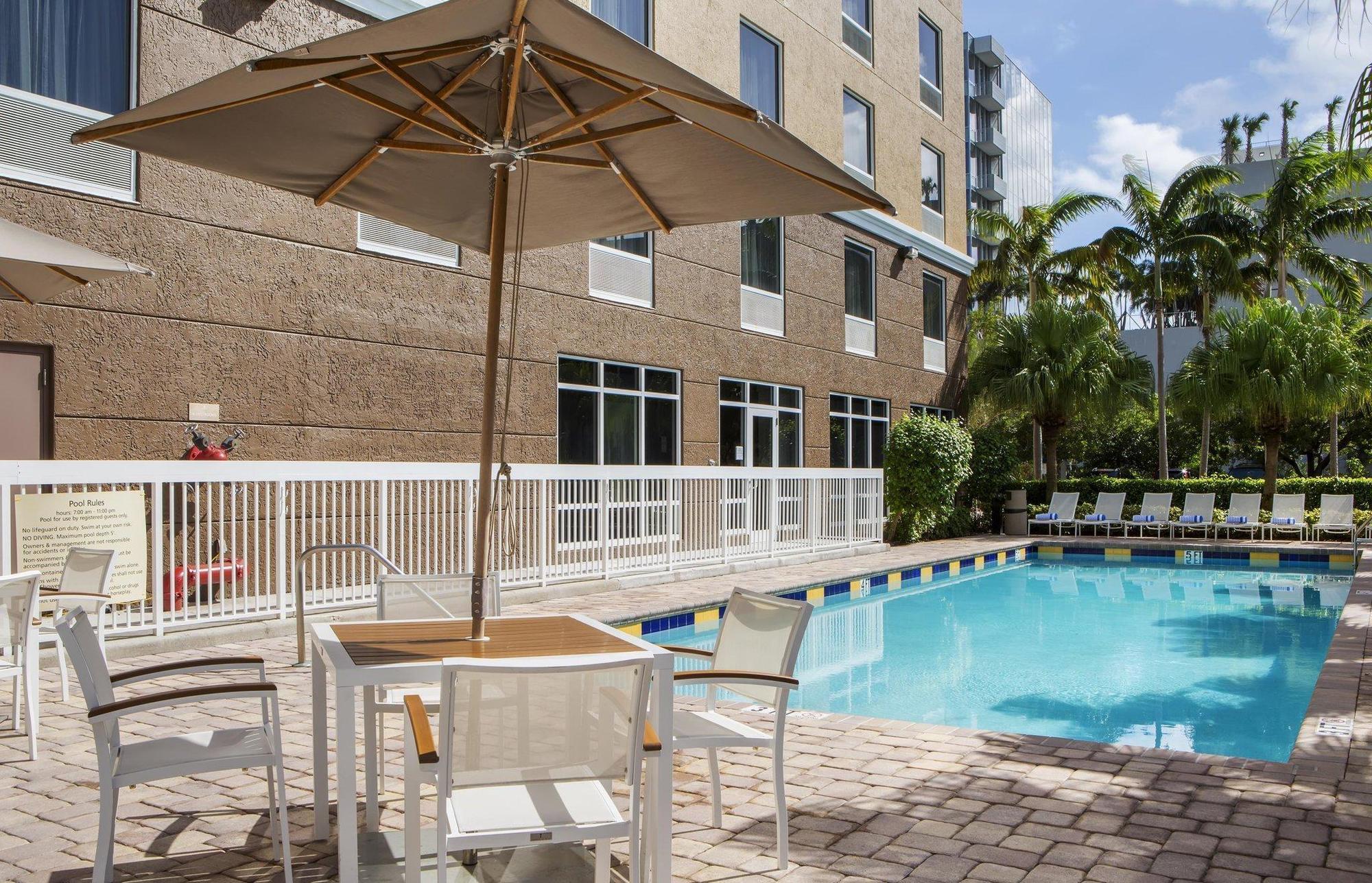 Hampton Inn Hallandale Beach-Aventura Hollywood Extérieur photo